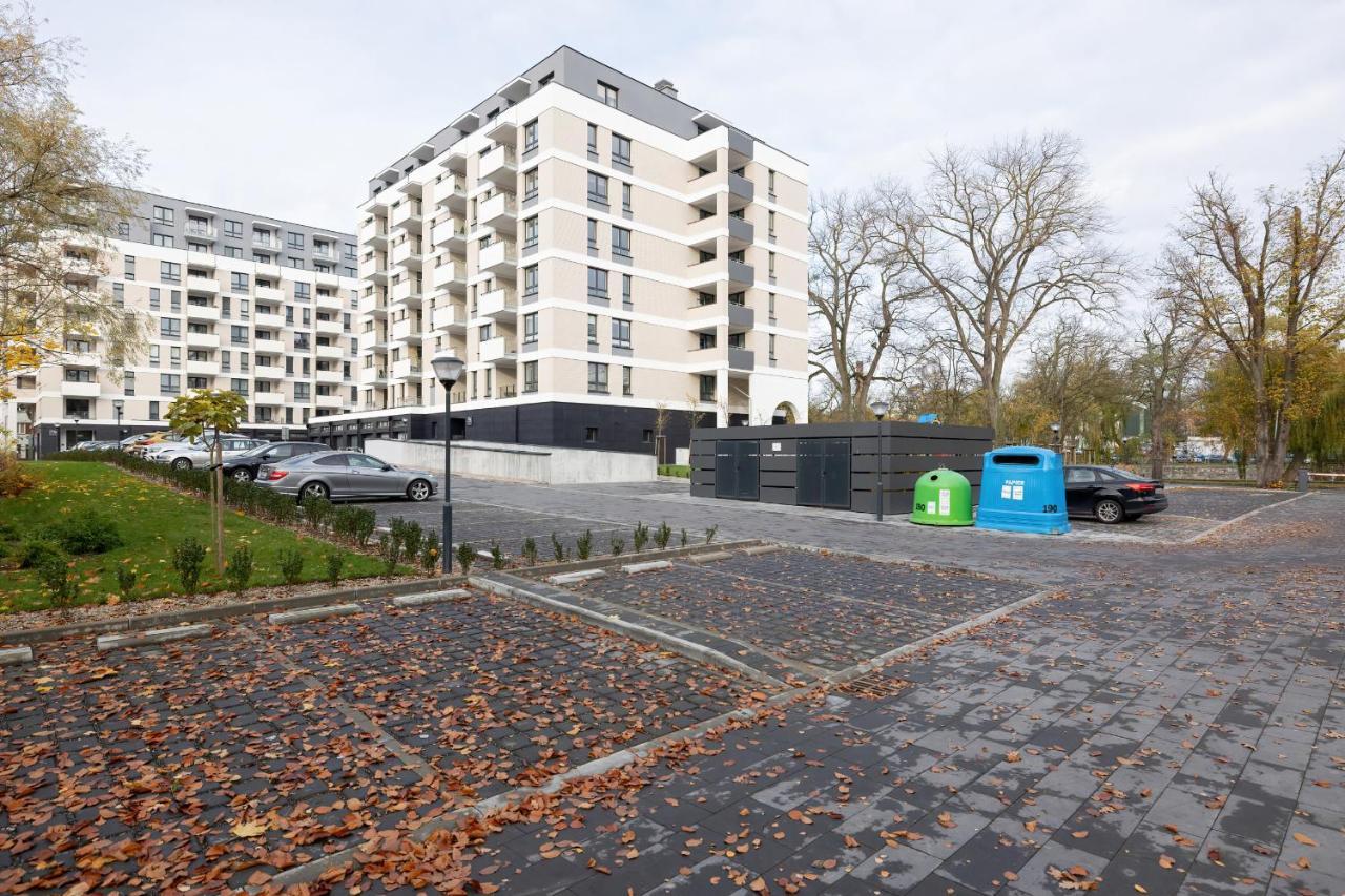Apartamenty Platany Z Parkingiem By Noclegi Renters Kołobrzeg Buitenkant foto
